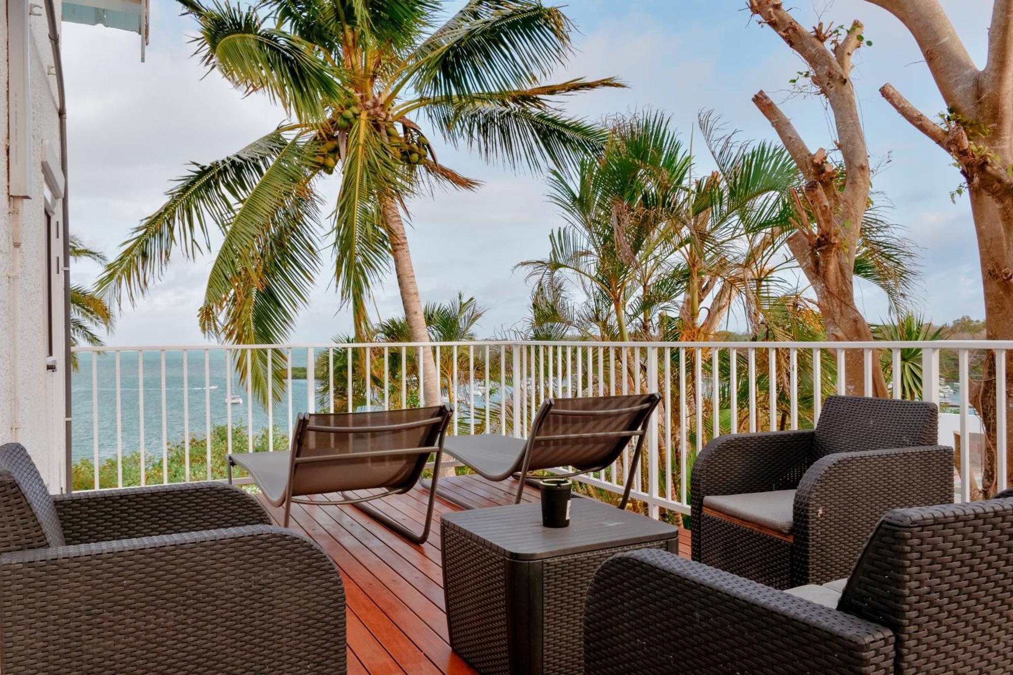 Boutique Villa On The Rocks With Stunning Sea Views, Infinity Pool & Private Sea Trou d'Eau Douce Exteriör bild